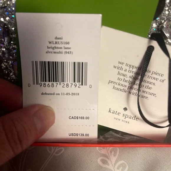 Kate spade rare beautiful Dani Brighton Lane silver multi gem glass wallet. - Picture 10 of 16